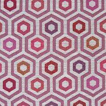 Фото: Обивочная ткань с ярким геометрическим узором Kizzy Cherry- Ампир Декор
