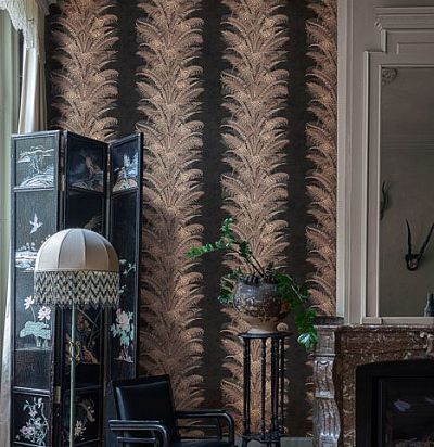 Крупные цветочные композиции, собранные в пышные вертикальные снисходящие полосы Khroma - 1