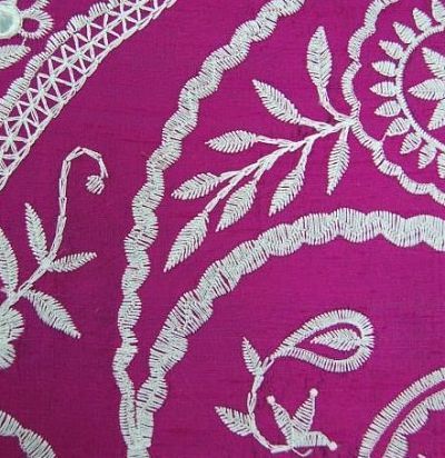 Шелк с вышивкой Pritika Lotus 