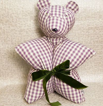 Подушка-медведь из хлопка в клетку Sanderson violet check Sanderson