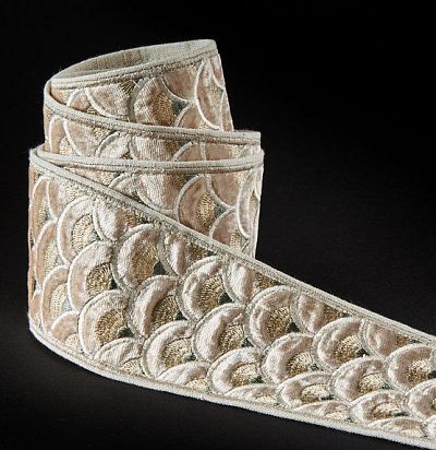 Тесьма с вышивкой 60066-991 Zimmer+Rohde