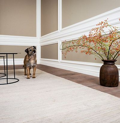 Плинтус из дюрополимера с кабель-каналом SX137 ORAC DECOR - 1