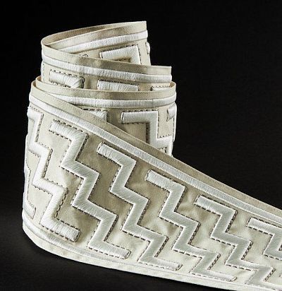 Тесьма с вышивкой 60067-983 Zimmer+Rohde