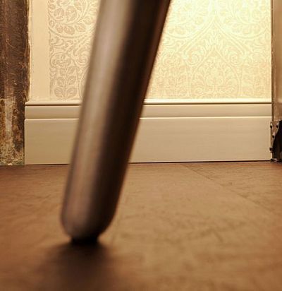 Плинтус из дюрополимера с кабель-каналом SX156 ORAC DECOR - 2