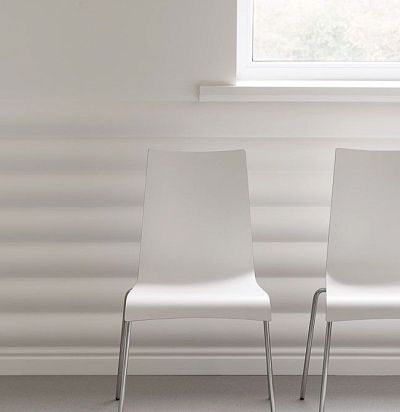 Плинтус из дюрополимера с кабель-каналом SX122 ORAC DECOR - 2