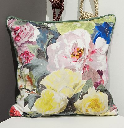 декоративная подушка из хлопка с ярким принтом F1753/01 