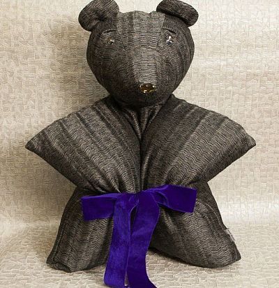 Подушка-медведь темного оттенка Arte dark blue ARTE
