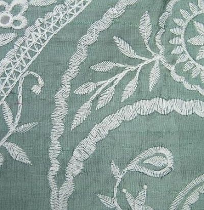 Шелк с вышивкой Pritika Opal 