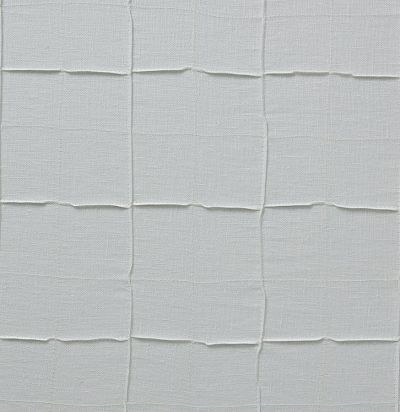 Ткань однотонная укращена строчными квадратами 44173-990 Zimmer+Rohde