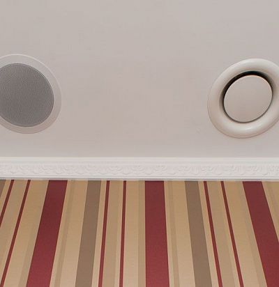 Гибкий карниз из полиуретана C214F ORAC DECOR - 1