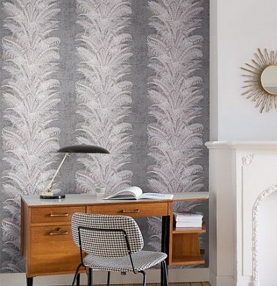 Крупные цветочные композиции, собранные в пышные вертикальные снисходящие полосы Khroma - 1