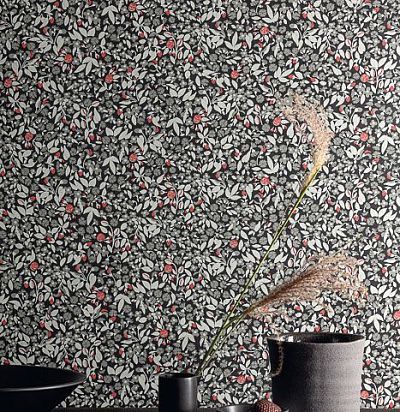 Мелкораппортный растительный дизайн с листьями, цветами и ягодами Khroma Zoom - 1