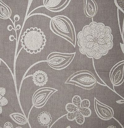 ткань серого оттенка с цветами Myrtle Peat Voyage Decoration