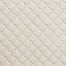 Фото: Стеганые обои бежевые дизайн клевер 10-003-022-00- Ампир Декор